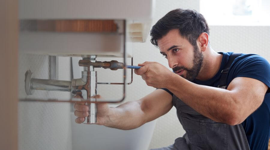 Professional same day plumber in Newburg, ND