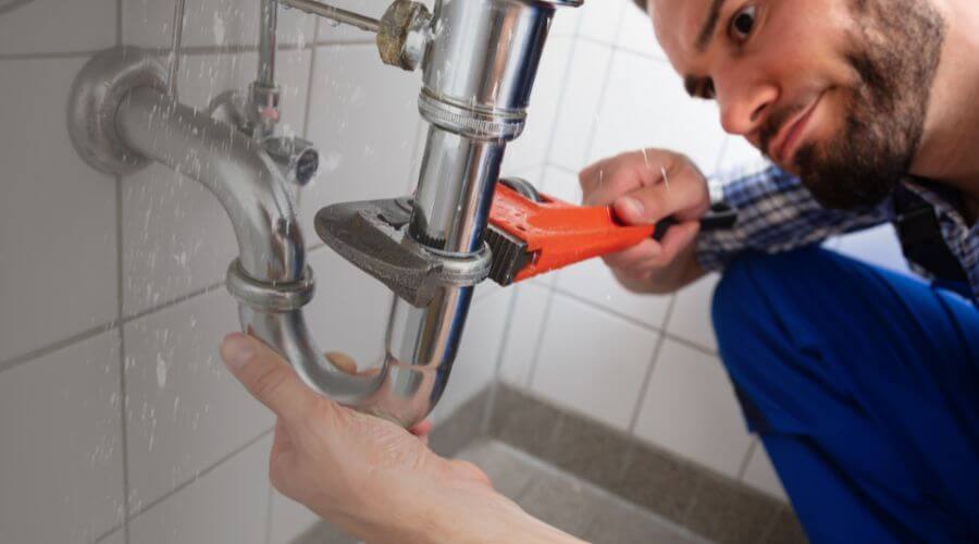 Professional same day plumber services in Newburg, ND
